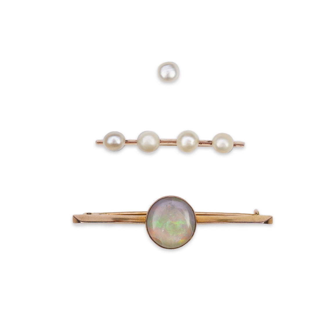 Two bar brooches, early 20th century